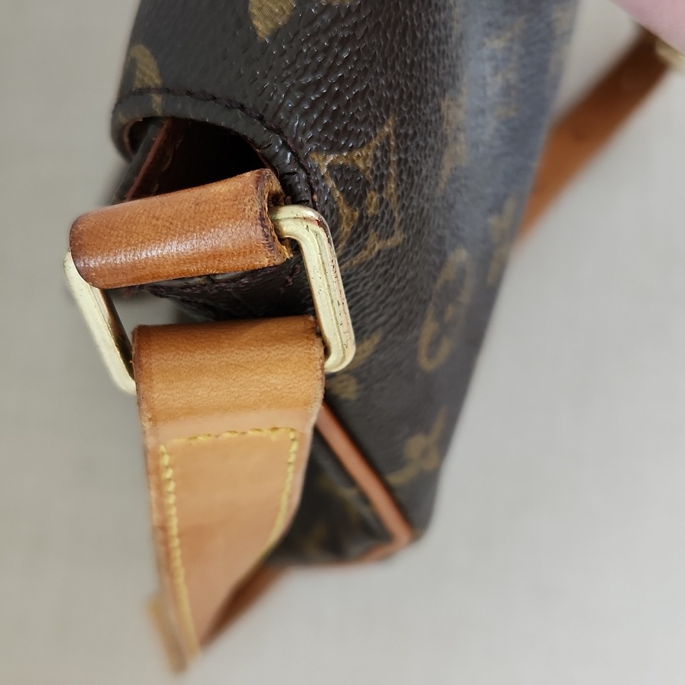 Louis Vuitton Brown and Tan Monogram Crossbody Bag - Picture 8 of 15